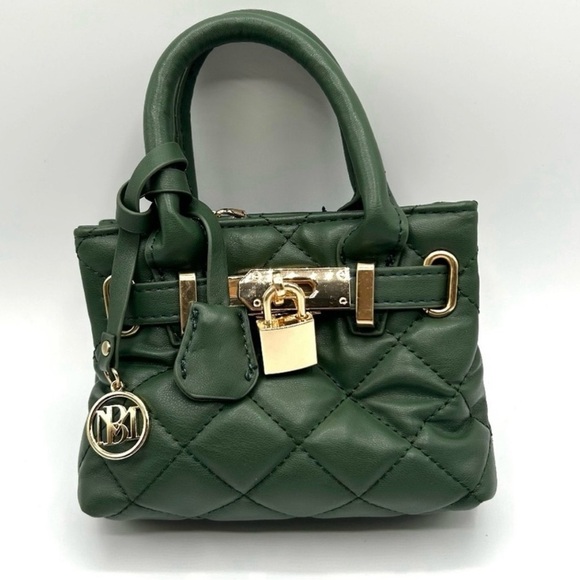 New!! Badgley Mischka NWT Mini Green Quilted Mini tote bag front lock - Picture 1 of 10